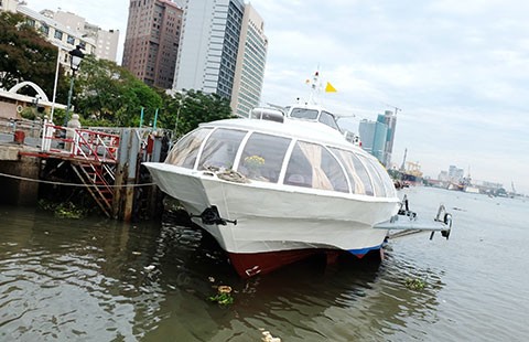 Tàu du lịch, nhà hàng sắp bị ‘cấm cửa’ ở bến Bạch Đằng