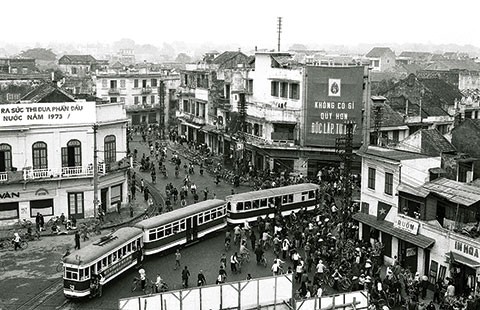 Nhắc Hà Nội, lại nhớ vang bóng một thời