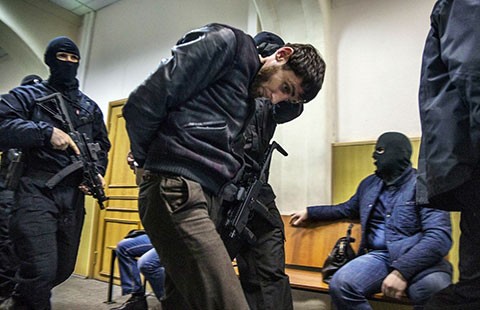 Năm nghi can giết Nemtsov là ai?