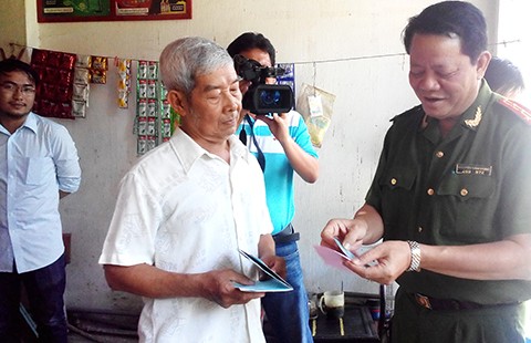 Công an xin lỗi vì trùng số CMND