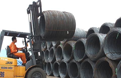 Doanh nghiệp la bị hải quan ép