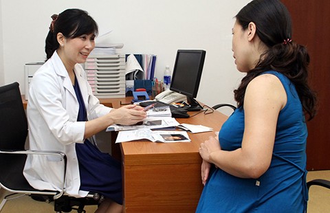 Tầm soát Zika tất cả thai phụ có biểu hiện sốt