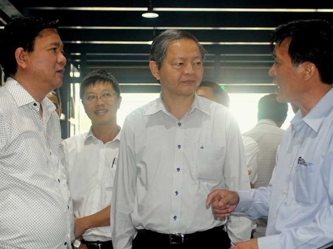 Bí thư Thăng chỉ hướng ‘giải cứu’ Tân Sơn Nhất