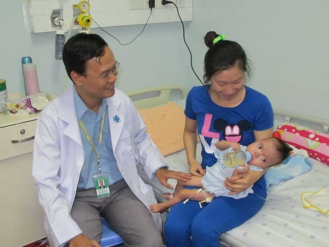 Bác sĩ tìm tận nhà bệnh nhân… năn nỉ mổ tim