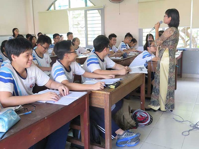 TP.HCM: Gần 20 ngàn học sinh sẽ rớt lớp 10 công lập