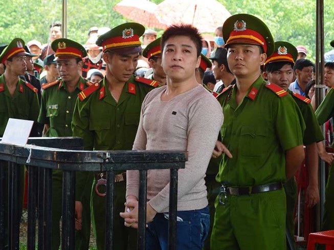 Tử hình kẻ giết vợ con trưởng Ban Dân vận