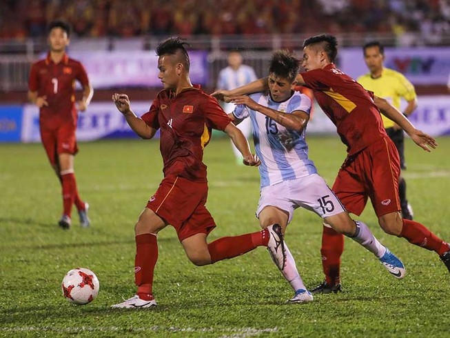 Tranh cãi về ‘điểm rơi’ ở đội U-20 Việt Nam