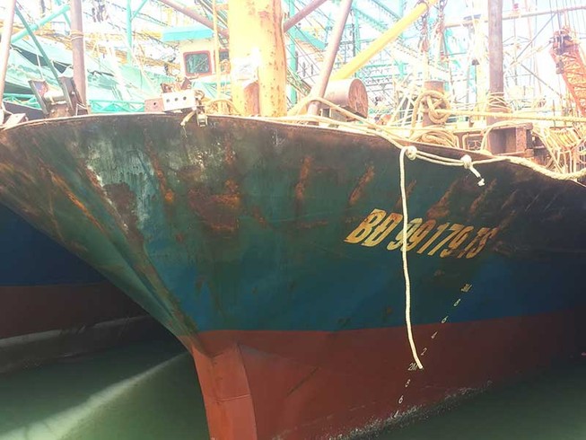 Huyện Phù Mỹ bức xúc tàu bị tráo vỏ thép, thiết bị