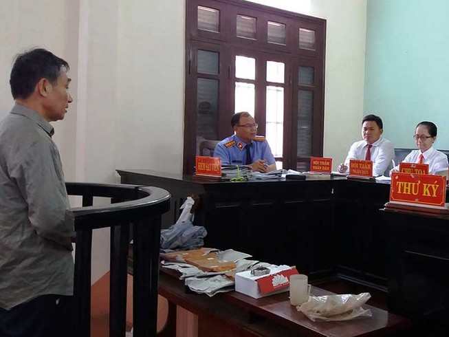 Người chưa đủ 6 tuổi có được làm chứng?