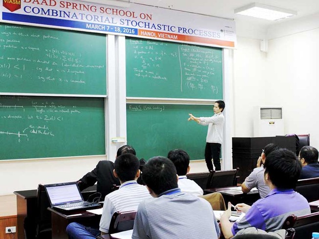 Có đúng ‘ngành toán ở ta yếu toàn diện’?
