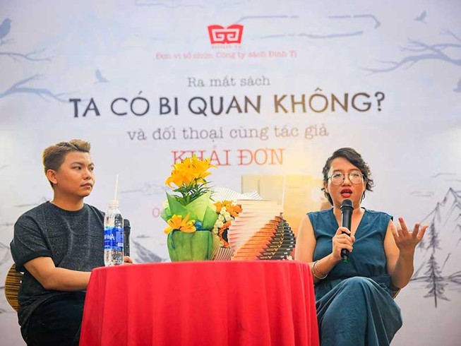 Cây bút Khải Đơn: Tiền hay tự do hạnh phúc?