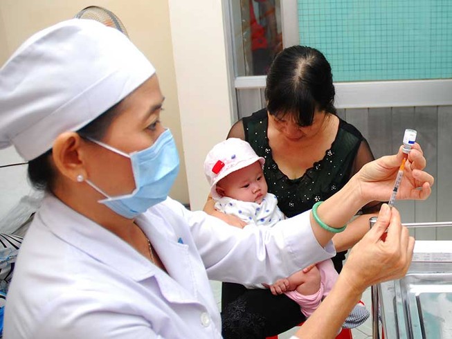 Khuyến cáo tiêm phòng vaccine viêm não Nhật Bản cho trẻ