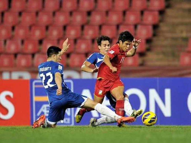 Thái Lan cứ ráp vào là đá