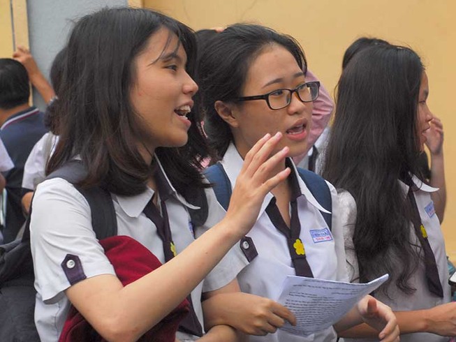 Phổ điểm cao, thí sinh có nao núng?