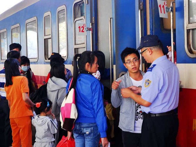 Đường sắt lạc hậu, vì sao?
