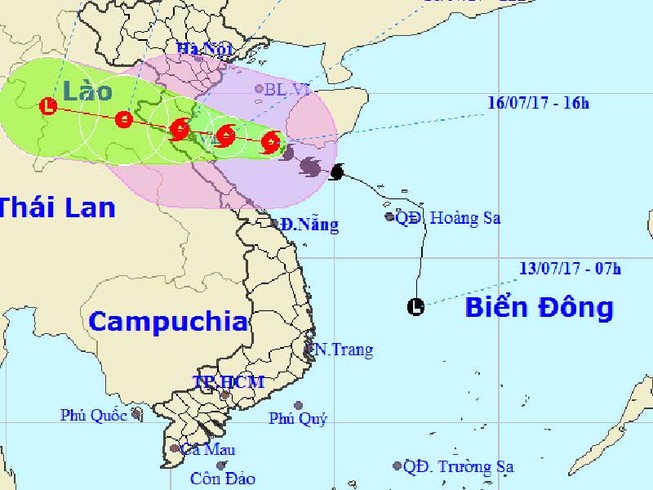 Bão số 2 rất mạnh khi vào đất liền