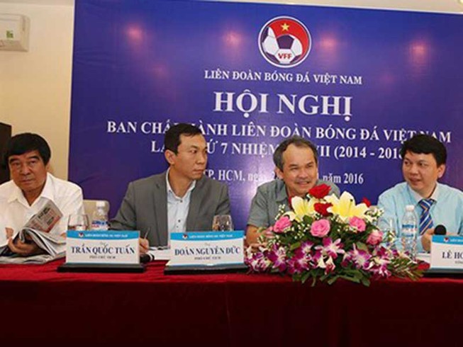 VFF loanh quanh với án kỷ luật cho ‘người nhà’