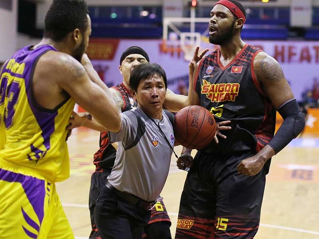 Sự khác biệt giữa VBA và V-League