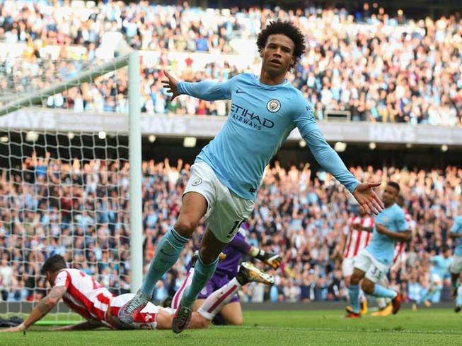 Man. City: Đá đẹp có vô địch được không?
