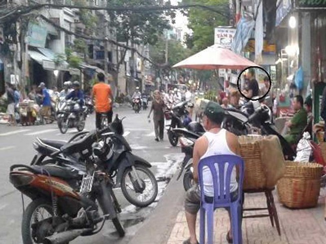Nhóm đòi nợ thuê vây nhà dân cả đêm