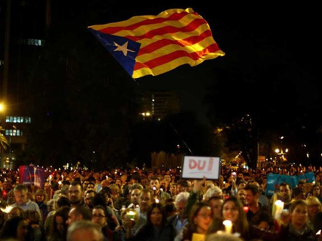 Catalonia khó tránh được ‘phương án hạt nhân’