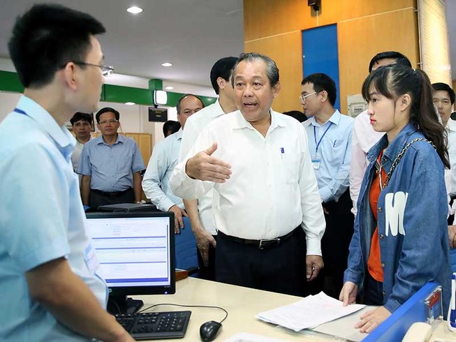 Hợp nhất bộ máy và cách chế ngự quyền lực