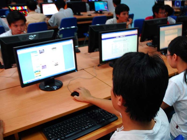 Facebook, Google... rút, chuyện gì xảy ra?