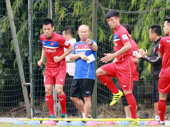 Hồi hộp với HLV Park Hang-seo