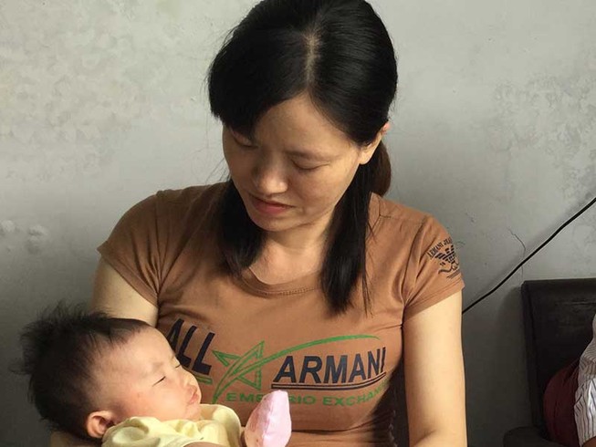Có thư tình mới cho nhận con: Đòi hỏi máy móc!