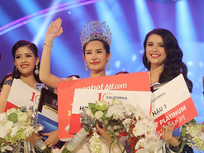 Quản các cuộc thi hoa hậu: Nên hay không?