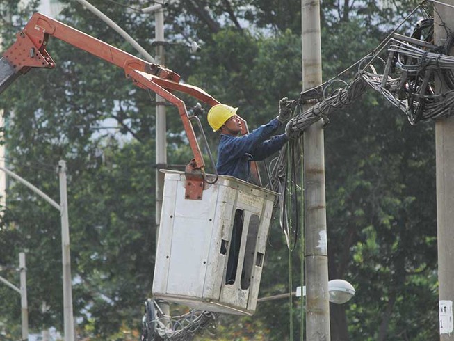 Rút ngắn thời gian cấp điện cho khách hàng