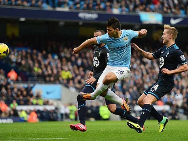 Quà Giáng sinh sớm cho thầy trò Pep Guardiola?