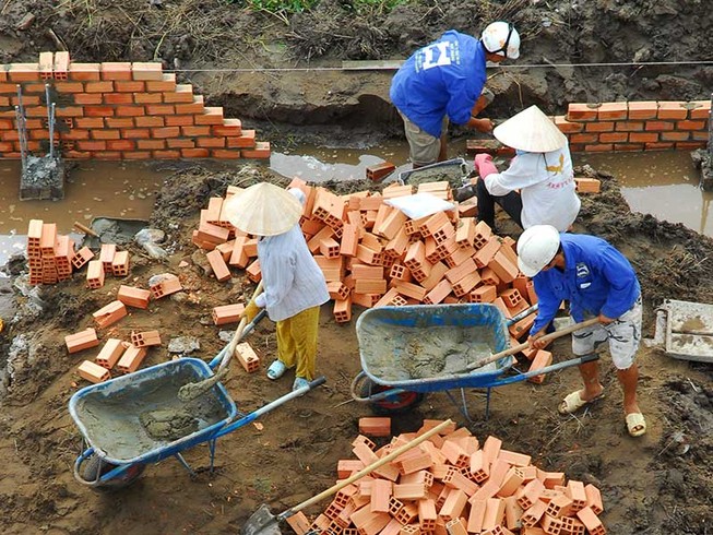 Trần ai xin cấp phép xây dựng