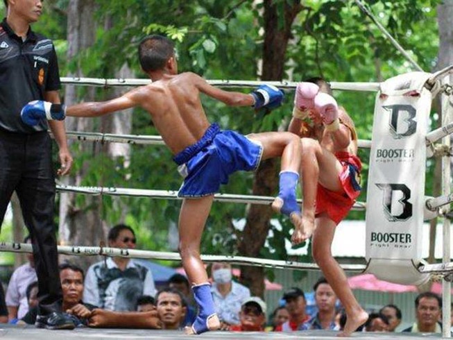 Đông Nam Á đang ‘sốt’ với mưa tiền từ sàn đấu bạo lực