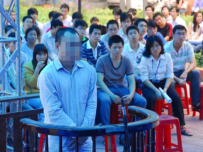 Dừng xử lưu động vì một nền tư pháp tiến bộ