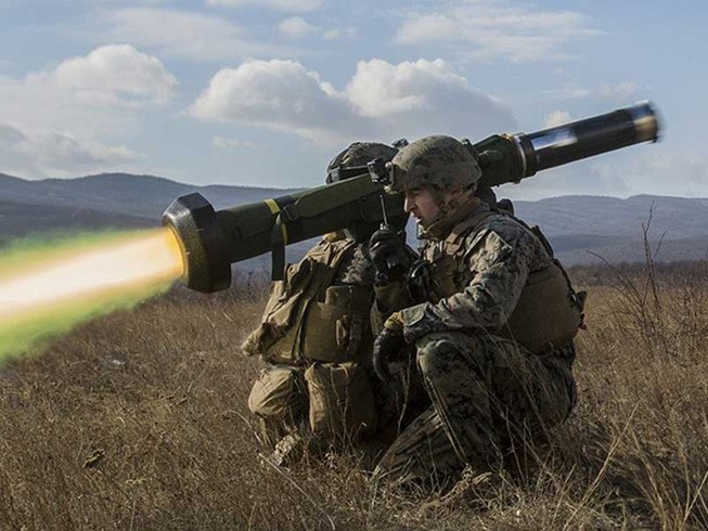Nga tố Ukraine đang sở hữu vũ khí sát thương Mỹ