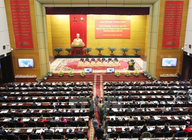 Bóc trần các thủ đoạn trong ‘chạy chức, chạy quyền’