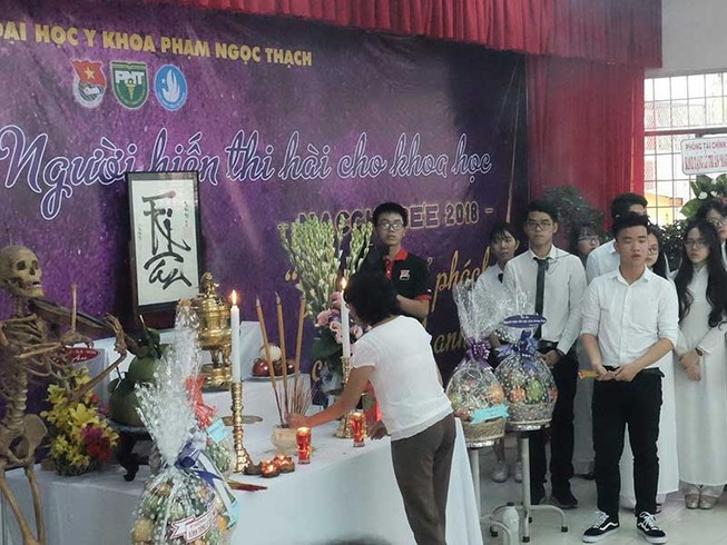 Những ‘người thầy’ không bao giờ lên tiếng