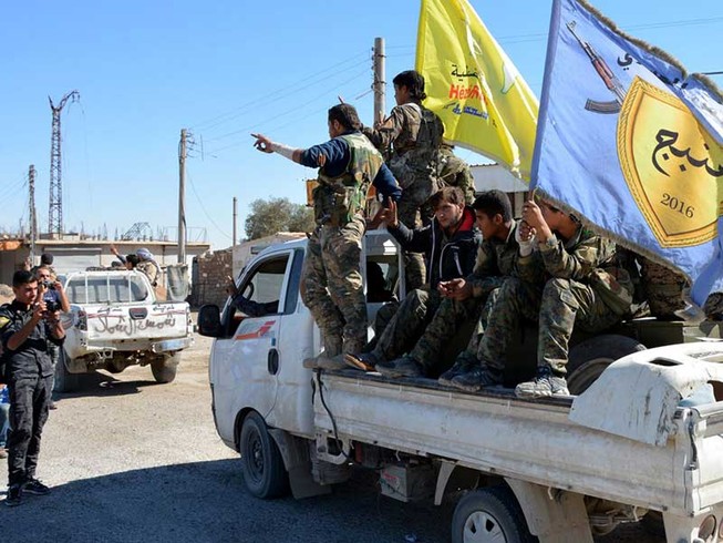 Liên quân Mỹ diệt 100 tay súng Syria thân chính phủ