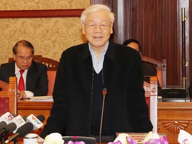 Các địa phương đến trung ương chúc tết giảm mạnh