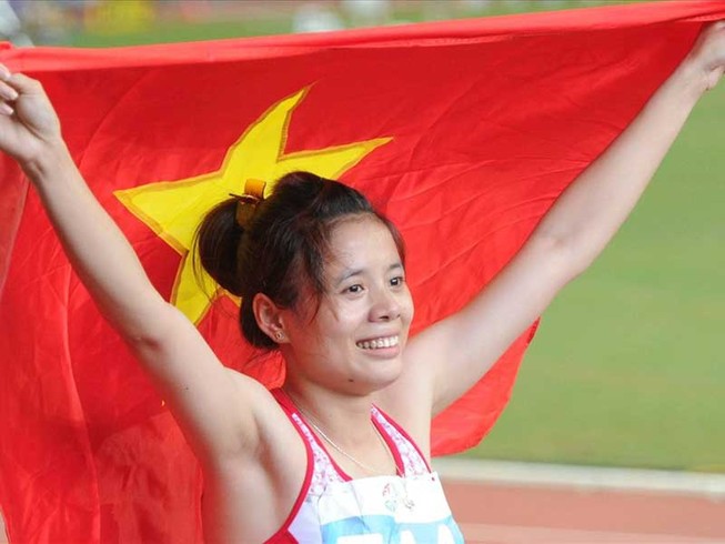 Nữ hoàng điền kinh giải nghệ vì… có bầu