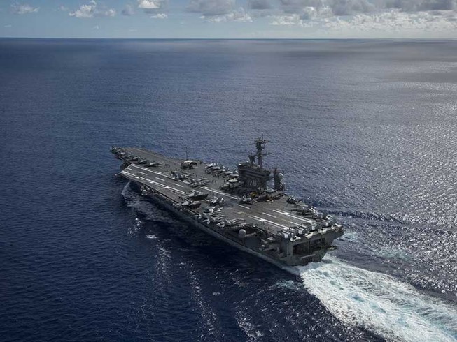 USS Carl Vinson - nước cờ chiến lược của Mỹ