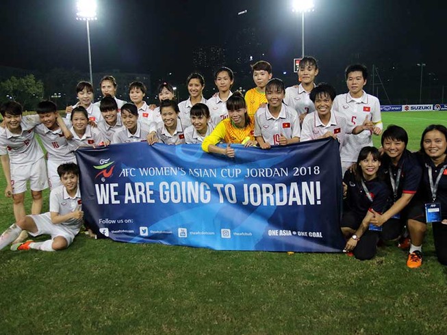 Thầy trò ông Chung và tham vọng World Cup