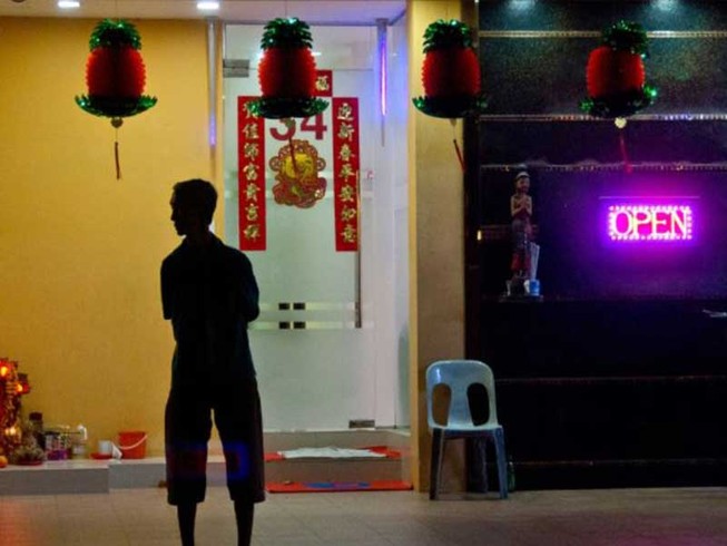 Hợp pháp hóa mại dâm: Lắm vấn đề phát sinh