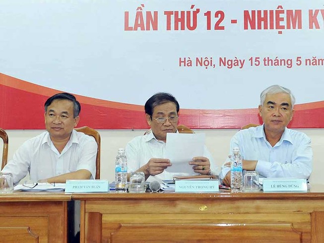 Người của Tổng cục TDTT ‘đấu nhau’ ở VFF