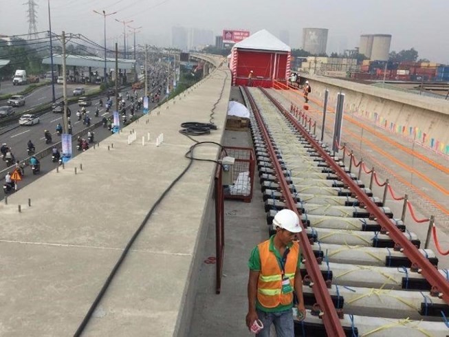 Hoàn thành 2 nhà ga metro số 1 trước ngày 30-4