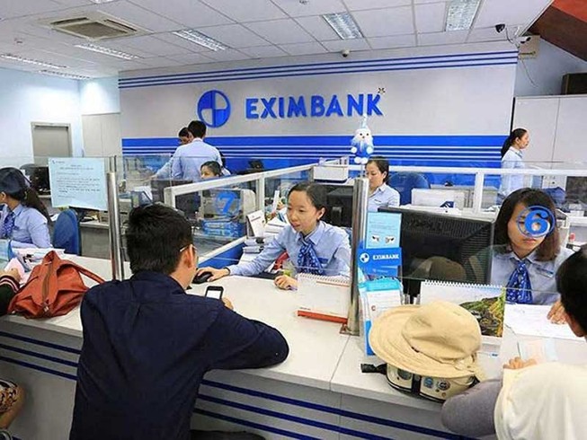 Phát hiện thêm 2 khách hàng từng bị mất tiền ở Eximbank