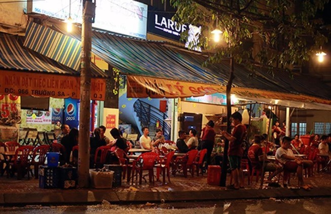 Có một Sài Gòn chẳng chịu ngủ về đêm