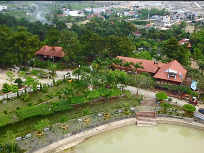 Biệt phủ sinh thái nhà quan ‘xẻ’ rừng Vân Đồn