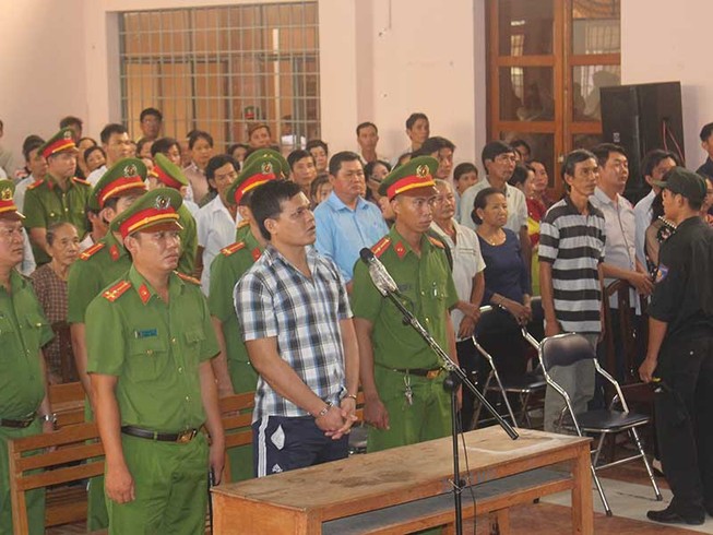 Tử hình kẻ ngáo đá sát hại 2 người